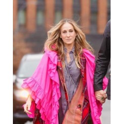 Carrie Bradshaw And Just Like That S02 Pink Poncho