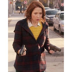 Ellie Kemper Unbreakable Kimmy Schmidt plaid coat