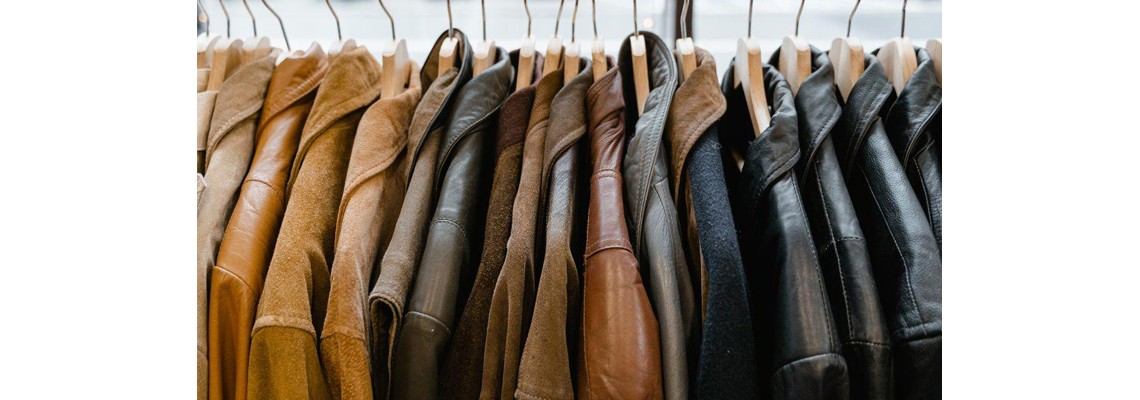 Custom Craftsmanship: The Artistry and Personalization of Features in Custom Leather Jackets Custom Craftsmanship: The Artistry and Personalization of Features in Custom Leather Jackets