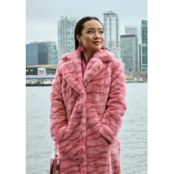 Fakes 2022 Jennifer Tong Pink Fur Coat