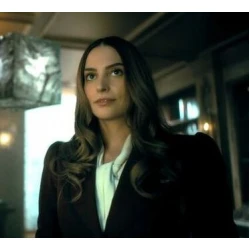 Genesis Rodriguez The Umbrella Academy S03 Sloane Coat