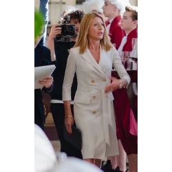 Kiss Kiss 2023 Patsy White Coat