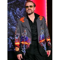 Stranger Things S04 David Harbour Suit