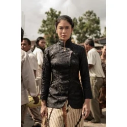 Dasiyah Cigarette Girl Coat