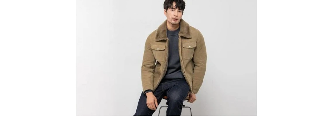 The Timeless Appeal of Khaki Jackets in Fashion In 2024