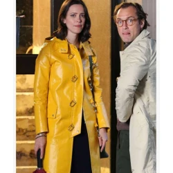 A Rainy Day In New York Elle Fanning Coat