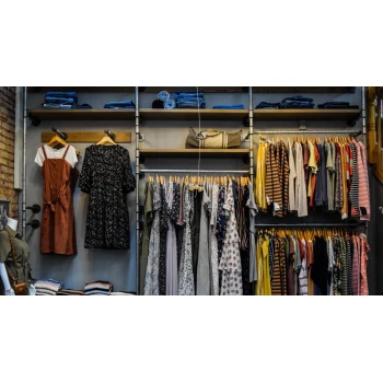 Fashion Trends Started By Hollywood Celebrities In 2021