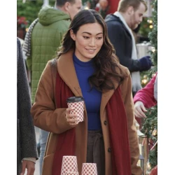 Boyfriends of Christmas Past Lauren Kim Coat