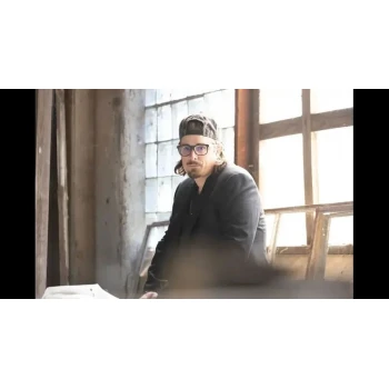 Unpacking the Raw Emotion of  Hardy'Wait in the Truck Lyrics Commentary