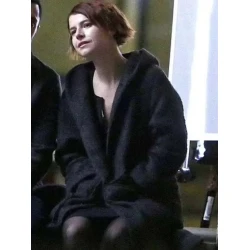 Jessie Buckley Fingernails 2023 Black Coat