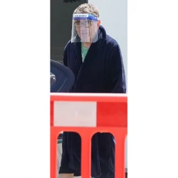 Man vs Bee  Rowan Atkinson 2022 Coat