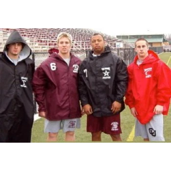 Stay Warm and Stylish With the NFL Sideline Cape Coat