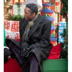 The Holiday Calendar Ron Cephas Jones Coat