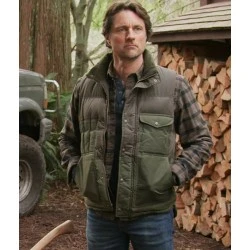Virgin River Martin Henderson Vest