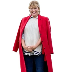 Finding Mr. Christmas S02 Melissa Peterman Jacket