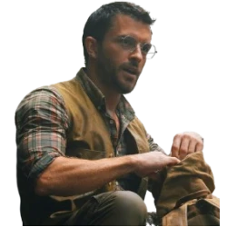 Jonathan Bailey Jurassic World Rebirth Dr Henry Vest Jonathan Bailey Jurassic World Rebirth Dr Henry Vest