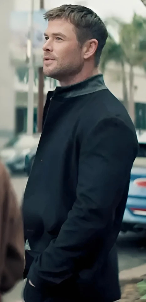 Chris Hemsworth Crime 101 Wool Coat