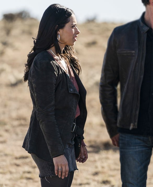 Roswell, New Mexico Liz Ortecho Black Jacket Liz-Ortecho-Roswell-New-Mexico-Jeanine-Mason-Black-Jacket