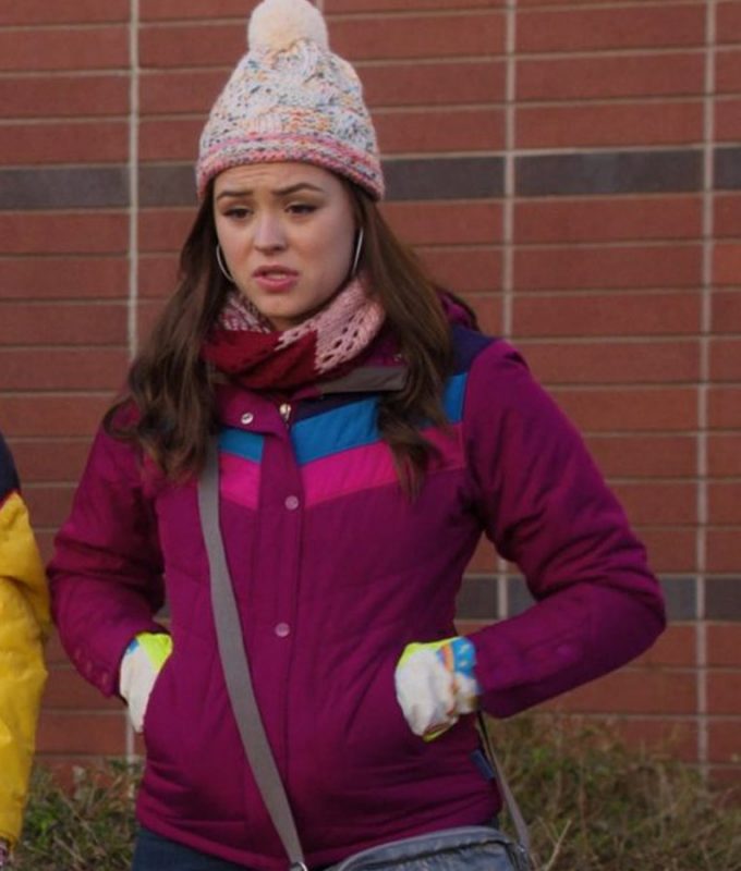The Goldbergs S07E08 Hayley Orrantia Jacket the-goldbergs-s07e08-hayley-orrantia-jacket
